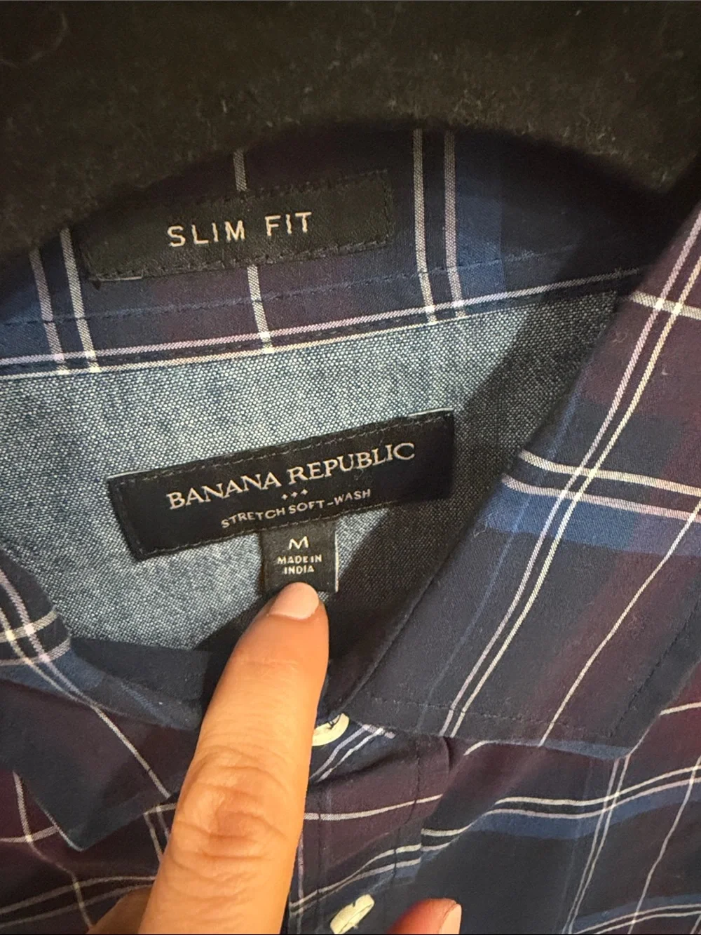 Banana Republic Men's Navy and Burgundy Plaid Button-Down Shirt